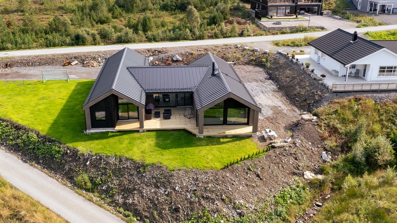 Kreklingstien 14, Averøya